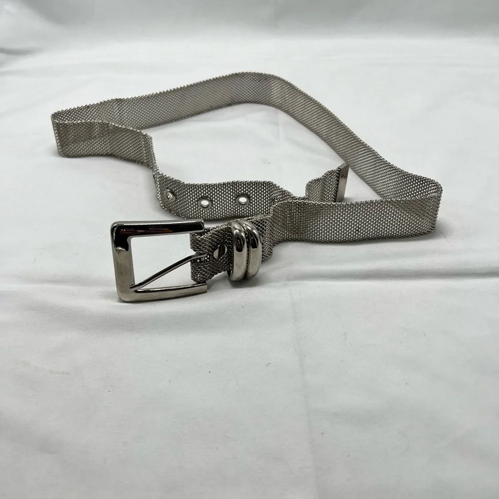 Vintage Size Small Silver Tone Metal Mesh Grommet Belt